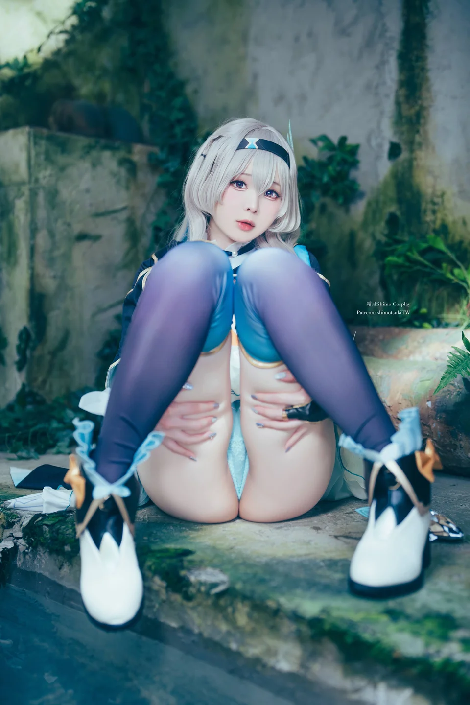 霜月shimo - Firefly [26P-218MB] tg@simisebaisi 【丝足阁】004.webp